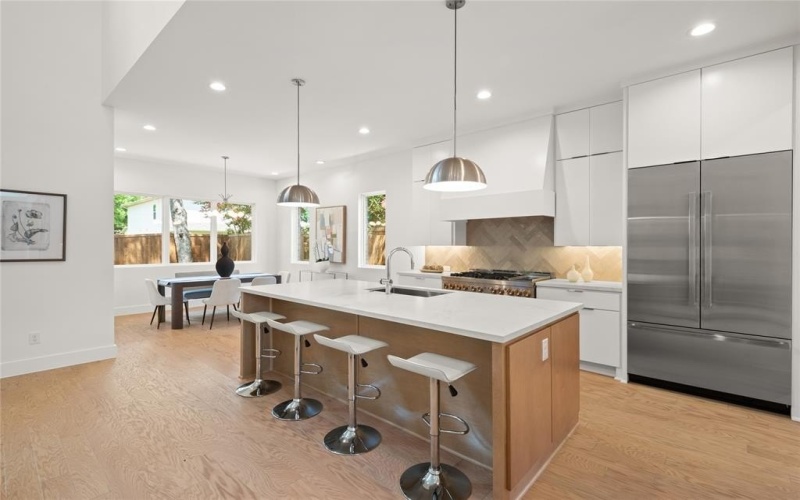 410 Kirkwood Drive, Dallas, TX 75218, 4 Habitaciones Habitaciones , ,3 BañosBaños,Residential,En Venta,410 Kirkwood Drive,20824804