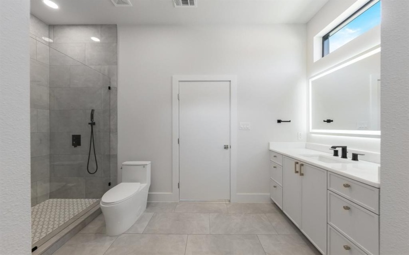9409 Lenel Place, Dallas, TX 75220, 4 Bedrooms Bedrooms, ,5 BathroomsBathrooms,Residential,For Sale,9409 Lenel Place,20911761