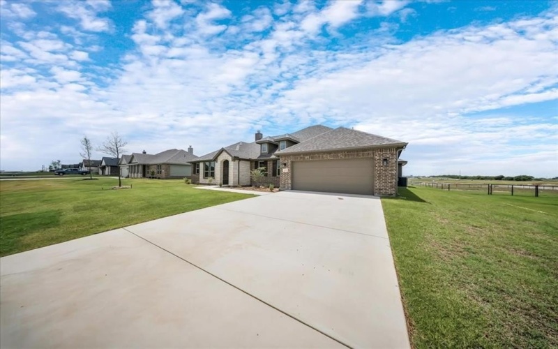 155 Clear Creek Lane, New Fairview, TX 76078, 4 Bedrooms Bedrooms, ,3 BathroomsBathrooms,Residential,For Sale,155 Clear Creek Lane,20911766