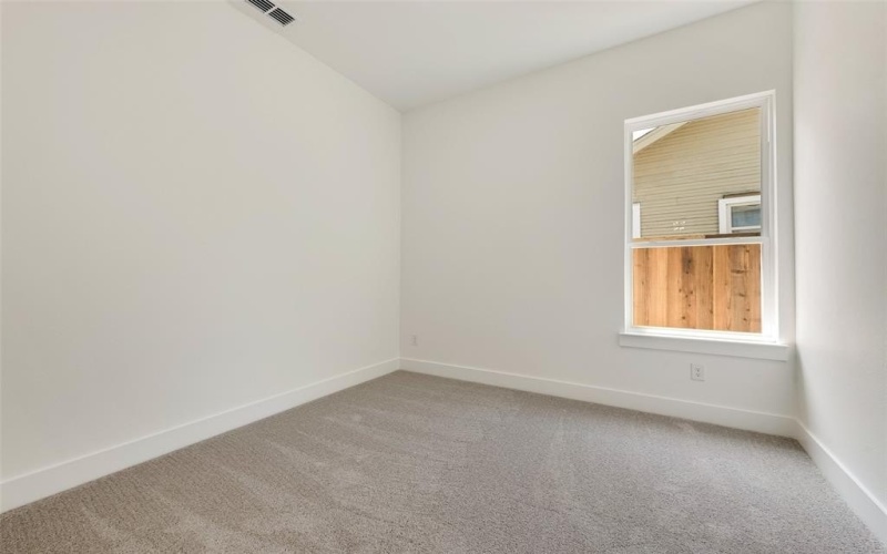 2534 Southland Street, Dallas, TX 75215, 4 Bedrooms Bedrooms, ,2 BathroomsBathrooms,Residential,For Sale,2534 Southland Street,20910136