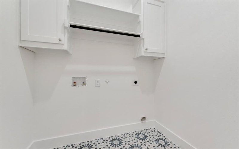 2534 Southland Street, Dallas, TX 75215, 4 Bedrooms Bedrooms, ,2 BathroomsBathrooms,Residential,For Sale,2534 Southland Street,20910136