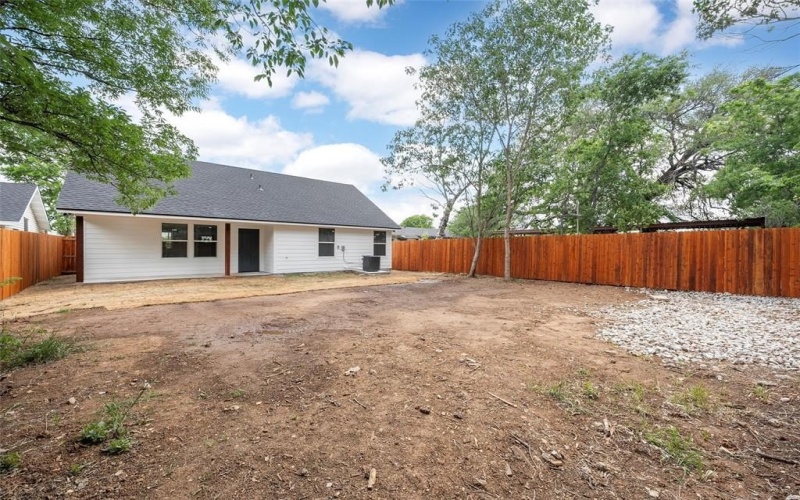 1124 Faulkner Lane, Waco, TX 76704, 3 Habitaciones Habitaciones , ,2 BañosBaños,Residential,En Venta,1124 Faulkner Lane,20914378