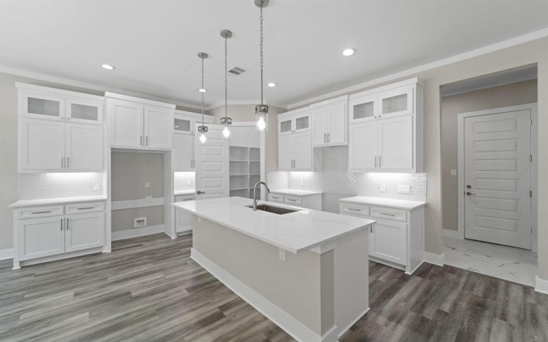 1320 Compton Street, Dallas, TX 75203, 4 Bedrooms Bedrooms, ,2 BathroomsBathrooms,Residential,For Sale,1320 Compton Street,20914539