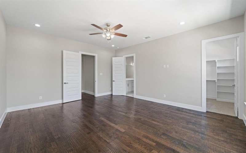 1320 Compton Street, Dallas, TX 75203, 4 Bedrooms Bedrooms, ,2 BathroomsBathrooms,Residential,For Sale,1320 Compton Street,20914539
