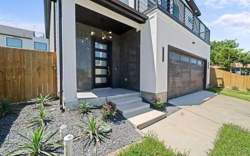 1320 Compton Street, Dallas, TX 75203, 4 Bedrooms Bedrooms, ,2 BathroomsBathrooms,Residential,For Sale,1320 Compton Street,20914539