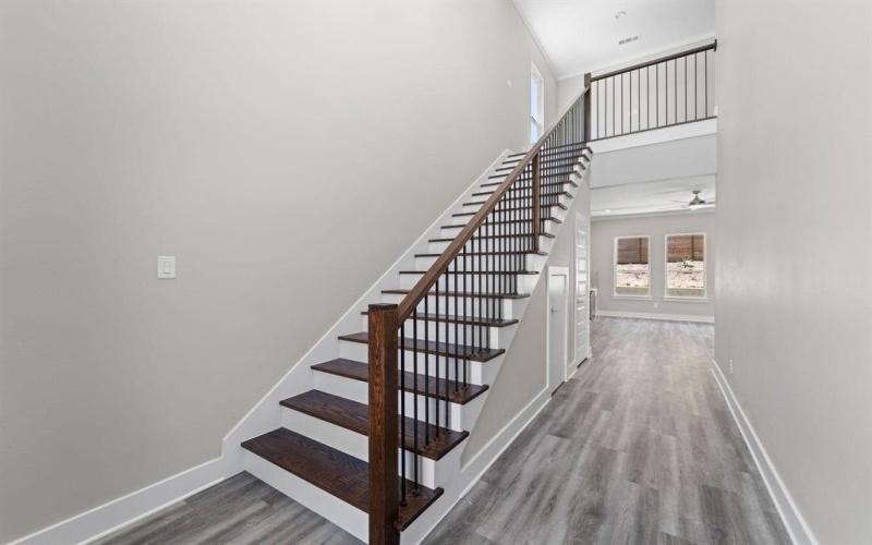 1320 Compton Street, Dallas, TX 75203, 4 Bedrooms Bedrooms, ,2 BathroomsBathrooms,Residential,For Sale,1320 Compton Street,20914539