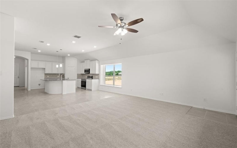 1148 Avery, Granbury, TX 76049, 3 Bedrooms Bedrooms, ,2 BathroomsBathrooms,Residential,For Sale,1148 Avery,20935293