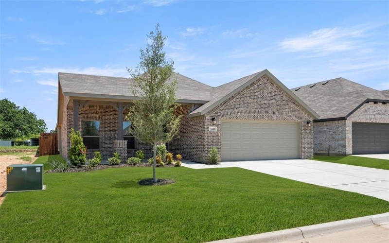 1148 Avery, Granbury, TX 76049, 3 Bedrooms Bedrooms, ,2 BathroomsBathrooms,Residential,For Sale,1148 Avery,20935293