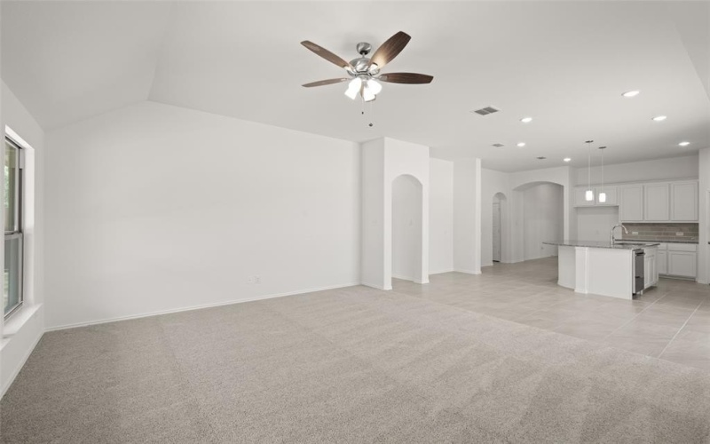 1148 Avery, Granbury, TX 76049, 3 Bedrooms Bedrooms, ,2 BathroomsBathrooms,Residential,For Sale,1148 Avery,20935293