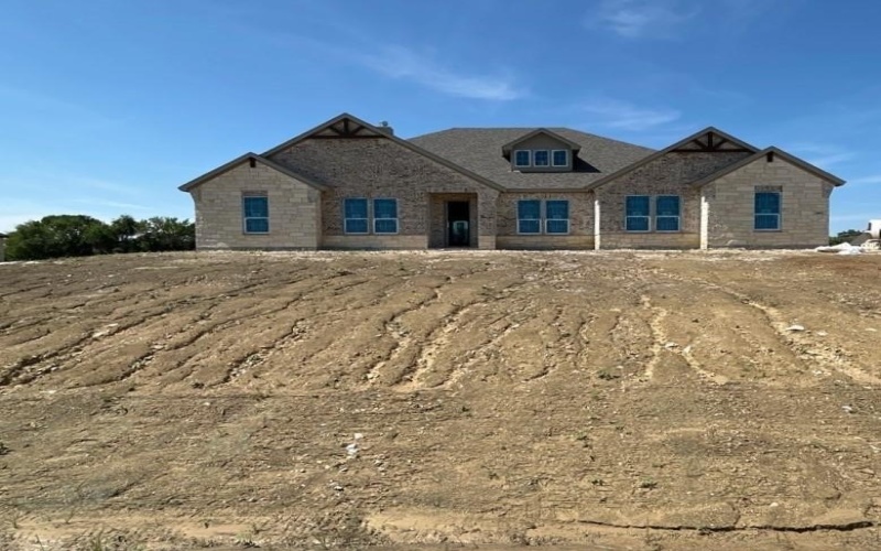 403 Indian Creek Road, Van Alstyne, TX 75495, 4 Bedrooms Bedrooms, ,2 BathroomsBathrooms,Residential,For Sale,403 Indian Creek Road,20917376