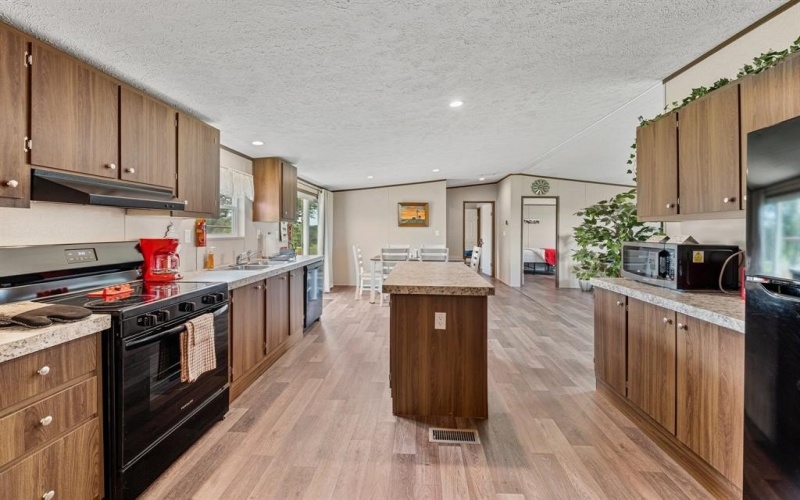 2052 County Road 103, Comanche, TX 76442, 3 Bedrooms Bedrooms, ,2 BathroomsBathrooms,Residential,For Sale,2052 County Road 103,20933712