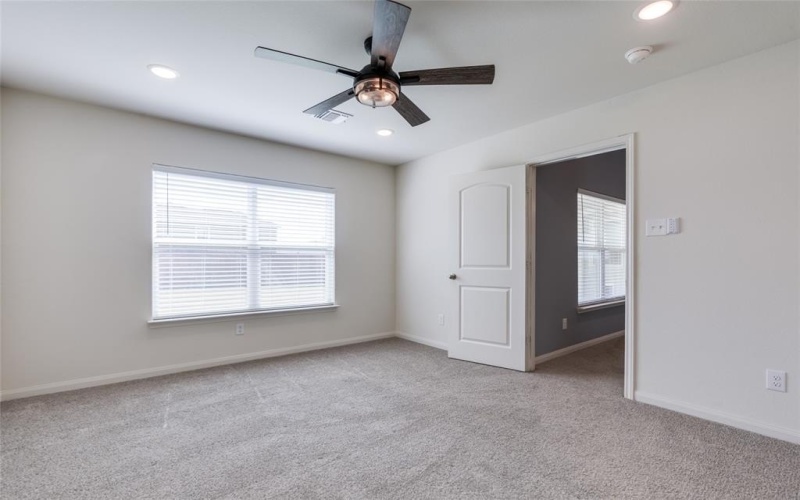 9936 Voyager Lane, Fort Worth, TX 76131, 3 Bedrooms Bedrooms, ,2 BathroomsBathrooms,Residential,For Sale,9936 Voyager Lane,20934774