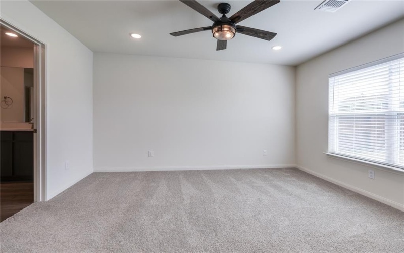 9936 Voyager Lane, Fort Worth, TX 76131, 3 Bedrooms Bedrooms, ,2 BathroomsBathrooms,Residential,For Sale,9936 Voyager Lane,20934774