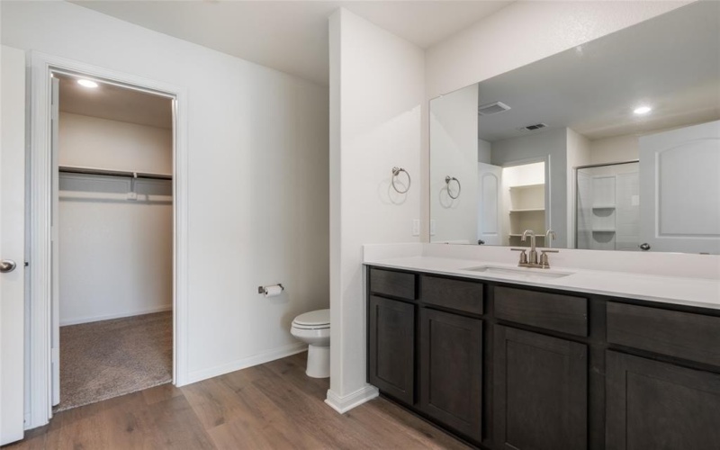 9936 Voyager Lane, Fort Worth, TX 76131, 3 Bedrooms Bedrooms, ,2 BathroomsBathrooms,Residential,For Sale,9936 Voyager Lane,20934774