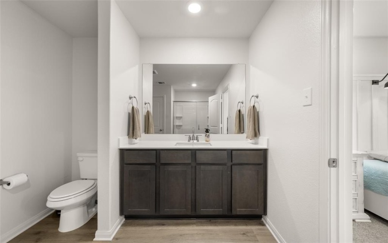 9936 Voyager Lane, Fort Worth, TX 76131, 3 Bedrooms Bedrooms, ,2 BathroomsBathrooms,Residential,For Sale,9936 Voyager Lane,20934774