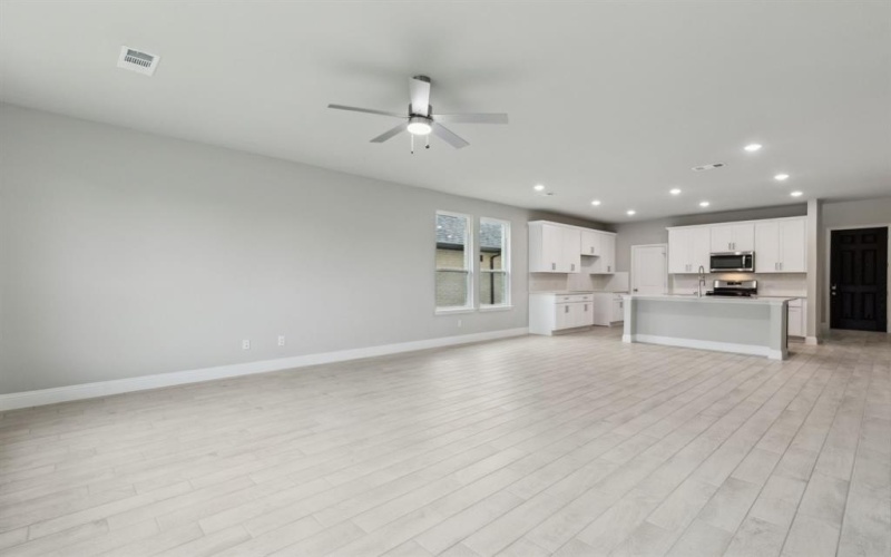 527 Cayman Cove, Seagoville, TX 75159, 4 Bedrooms Bedrooms, ,3 BathroomsBathrooms,Residential,For Sale,527 Cayman Cove,0,20919648