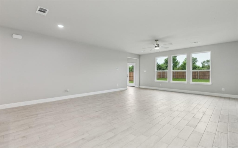 527 Cayman Cove, Seagoville, TX 75159, 4 Bedrooms Bedrooms, ,3 BathroomsBathrooms,Residential,For Sale,527 Cayman Cove,0,20919648
