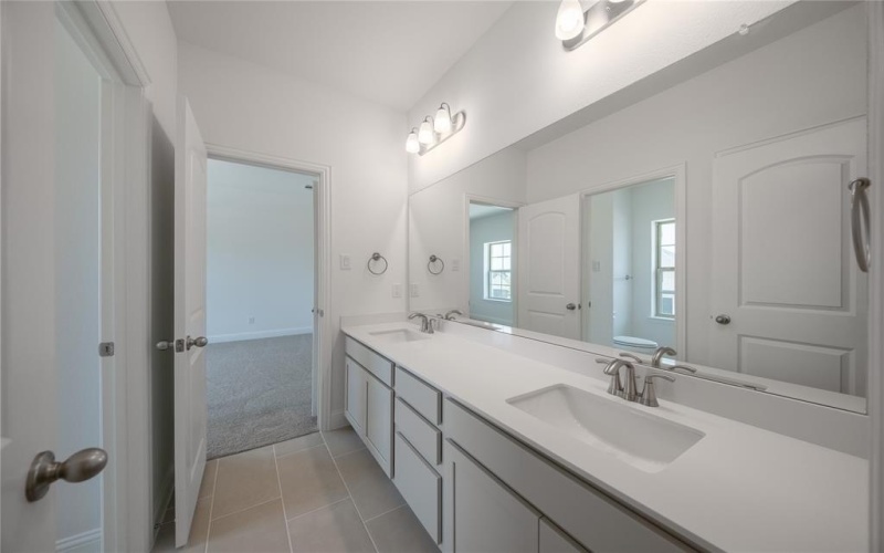 2256 Valencia Drive, Little Elm, TX 75068, 5 Bedrooms Bedrooms, ,5 BathroomsBathrooms,Residential,For Sale,2256 Valencia Drive,0,20935828