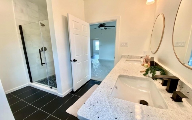 2114 Church, Greenville, TX 75401, 3 Habitaciones Habitaciones , ,2 BañosBaños,Residential,En Venta,2114 Church,20935860
