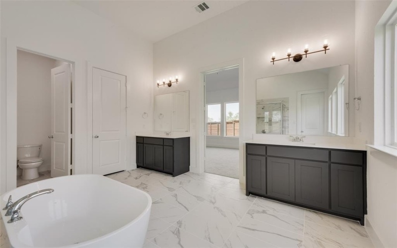 2009 Eagle Nest Drive, Mesquite, TX 75181, 4 Bedrooms Bedrooms, ,3 BathroomsBathrooms,Residential,For Sale,2009 Eagle Nest Drive,20926159
