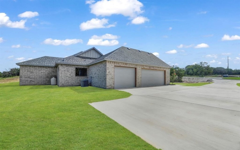 544 Aermotor Loop, Weatherford, TX 76085, 4 Bedrooms Bedrooms, ,3 BathroomsBathrooms,Residential,For Sale,544 Aermotor Loop,20935932