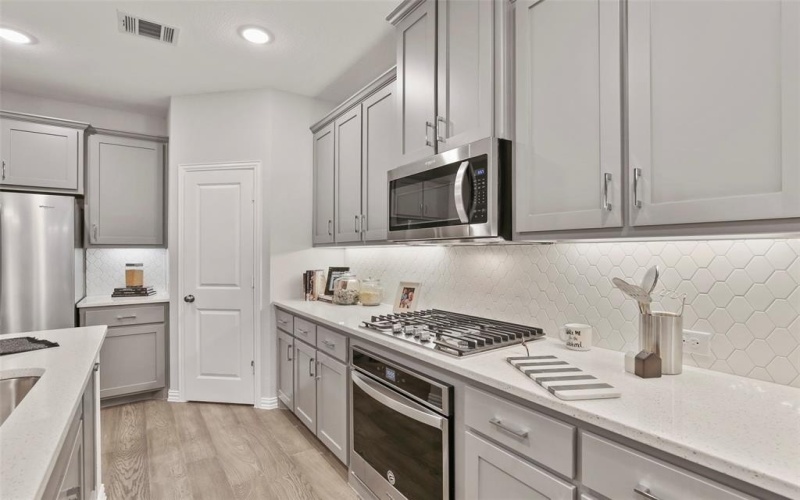 9704 Grouse Ridge Lane, Oak Point, TX 75068, 3 Bedrooms Bedrooms, ,2 BathroomsBathrooms,Residential,For Sale,9704 Grouse Ridge Lane,20927729