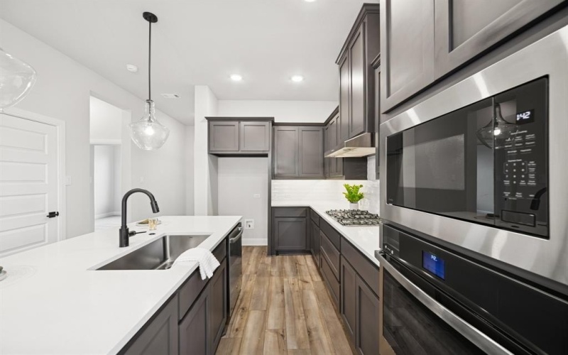 9452 Dahlia Boulevard, Mesquite, TX 75126, 2 Bedrooms Bedrooms, ,2 BathroomsBathrooms,Residential,For Sale,9452 Dahlia Boulevard,0,20929898