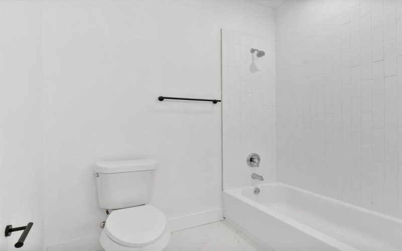 833 Haynie Drive, Runaway Bay, TX 76426, 4 Bedrooms Bedrooms, ,2 BathroomsBathrooms,Residential,For Sale,833 Haynie Drive,20931768