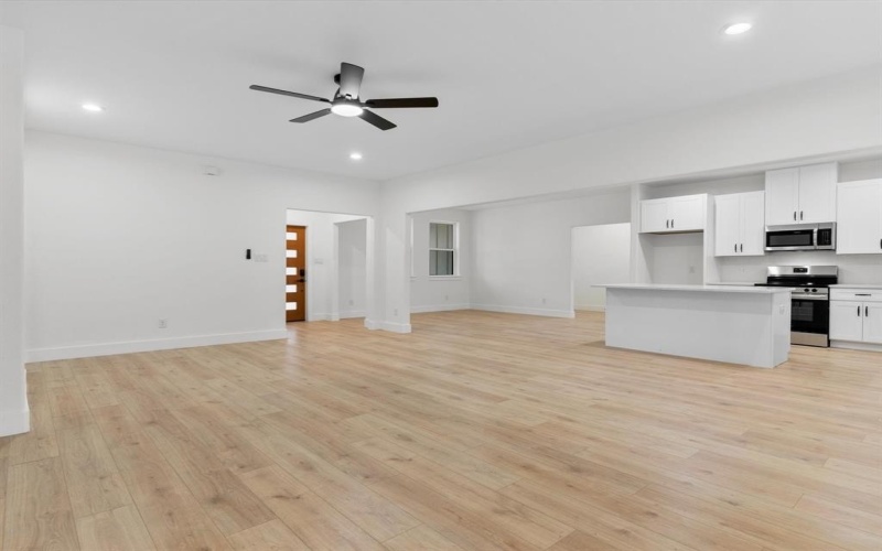 833 Haynie Drive, Runaway Bay, TX 76426, 4 Bedrooms Bedrooms, ,2 BathroomsBathrooms,Residential,For Sale,833 Haynie Drive,20931768