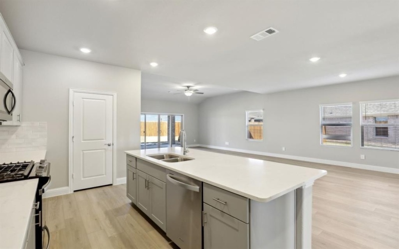 2309 Lone Star Lane, Seagoville, TX 75159, 4 Bedrooms Bedrooms, ,3 BathroomsBathrooms,Residential,For Sale,2309 Lone Star Lane,0,20932792