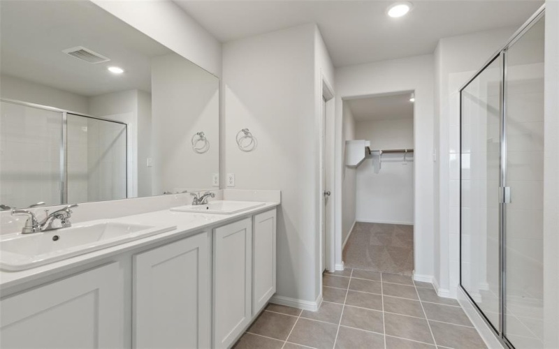 240 Lost Creek Trail, Greenville, TX 75402, 4 Bedrooms Bedrooms, ,3 BathroomsBathrooms,Residential,For Sale,240 Lost Creek Trail,20934871