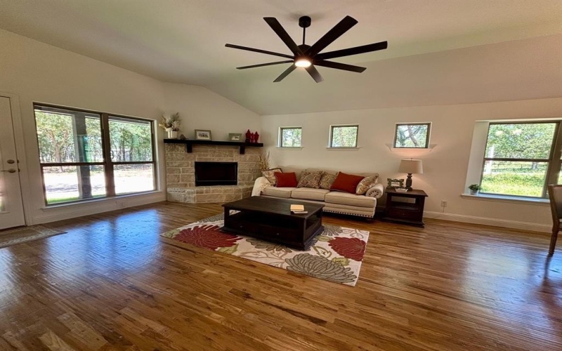 135 Rj Smith Drive, Boyd, TX 76023, 4 Habitaciones Habitaciones , ,3 BañosBaños,Residential,En Venta,135 Rj Smith Drive,20936204
