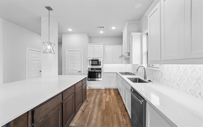 9808 Dahlia Boulevard, Mesquite, TX 75126, 3 Bedrooms Bedrooms, ,2 BathroomsBathrooms,Residential,For Sale,9808 Dahlia Boulevard,0,20930269