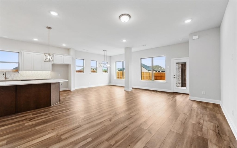 9808 Dahlia Boulevard, Mesquite, TX 75126, 3 Bedrooms Bedrooms, ,2 BathroomsBathrooms,Residential,For Sale,9808 Dahlia Boulevard,0,20930269