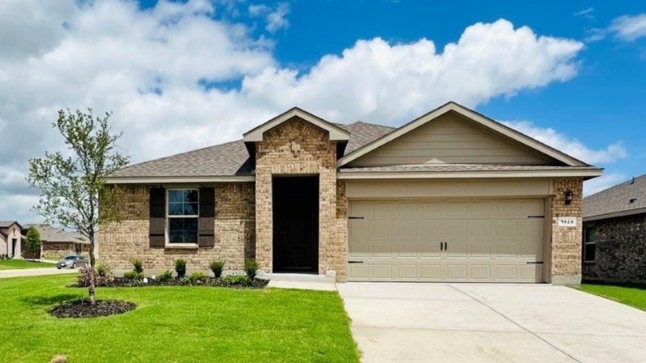 1628 MARSH Street, Cleburne, TX 76033, 4 Habitaciones Habitaciones , ,2 BañosBaños,Residential,En Venta,1628 MARSH Street,20936495