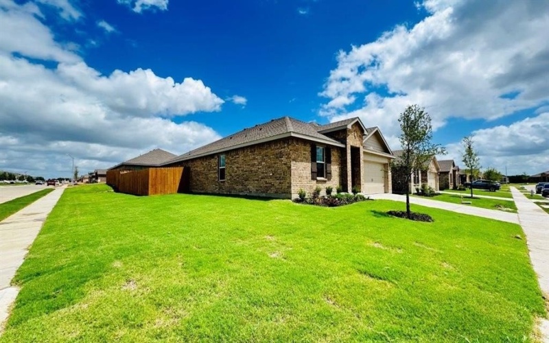 1628 MARSH Street, Cleburne, TX 76033, 4 Habitaciones Habitaciones , ,2 BañosBaños,Residential,En Venta,1628 MARSH Street,20936495