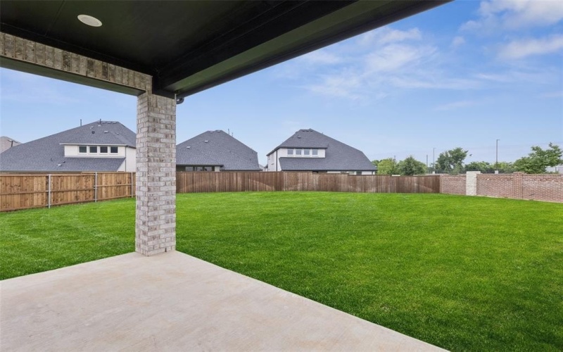 130 Scottish Way, Mansfield, TX 76063, 4 Bedrooms Bedrooms, ,5 BathroomsBathrooms,Residential,For Sale,130 Scottish Way,20936549