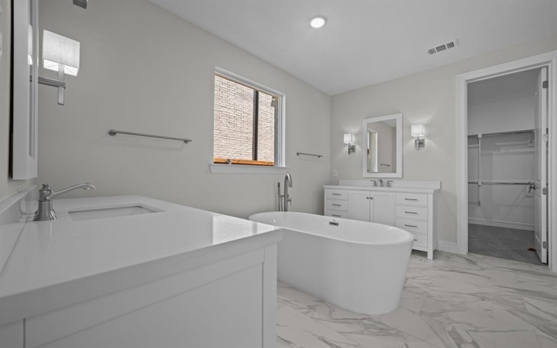11549 Wulstone Road, Fort Worth, TX 76052, 5 Bedrooms Bedrooms, ,3 BathroomsBathrooms,Residential,For Sale,11549 Wulstone Road,20936427