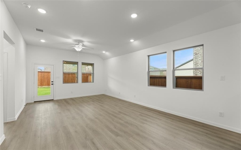 14125 Gallatin Street, Pilot Point, TX 76258, 3 Habitaciones Habitaciones , ,2 BañosBaños,Residential,En Venta,14125 Gallatin Street,20935073