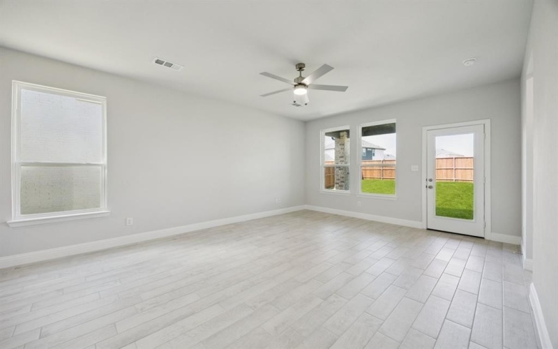 511 Lana Drive, Seagoville, TX 75159, 4 Habitaciones Habitaciones , ,2 BañosBaños,Residential,En Venta,511 Lana Drive,0,20928327