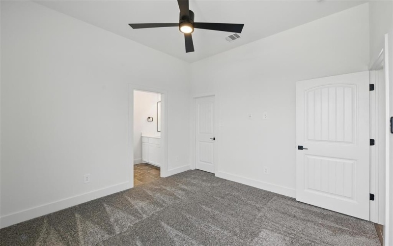 500 Longhorn Drive, Springtown, TX 76082, 5 Bedrooms Bedrooms, ,3 BathroomsBathrooms,Residential,For Sale,500 Longhorn Drive,20937543