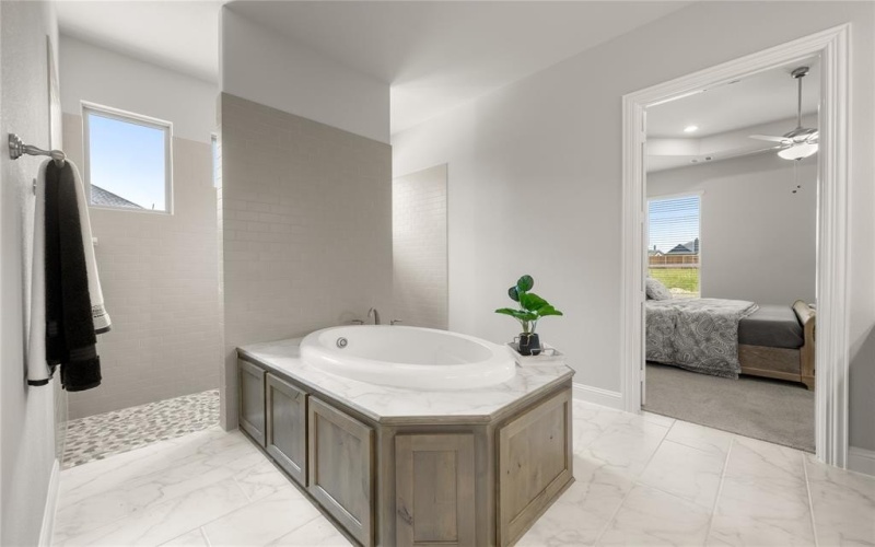 4641 Bonanza Drive, Midlothian, TX 76065, 4 Habitaciones Habitaciones , ,3 BañosBaños,Residential,En Venta,4641 Bonanza Drive,20937636