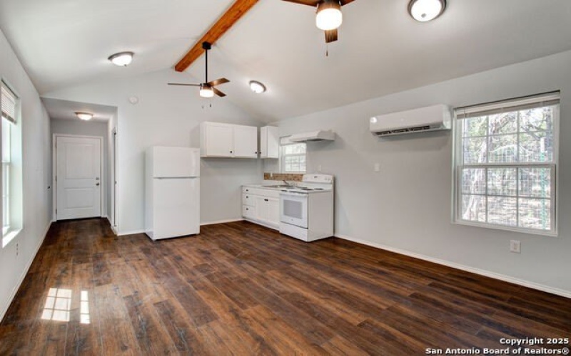 6880 Whartons Dock, Bandera, TX 78003, 1 Dormitorio Habitaciones , ,1 BañoBaños,Residential,En Venta,6880 Whartons Dock,1848310