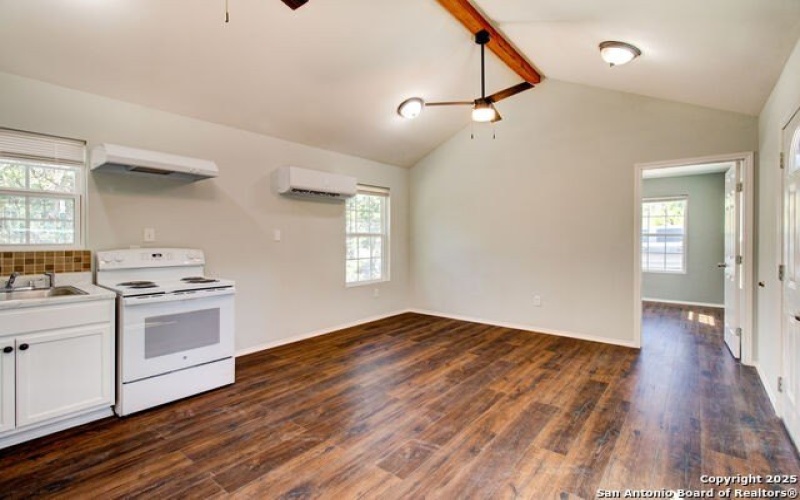 6880 Whartons Dock, Bandera, TX 78003, 1 Dormitorio Habitaciones , ,1 BañoBaños,Residential,En Venta,6880 Whartons Dock,1848310