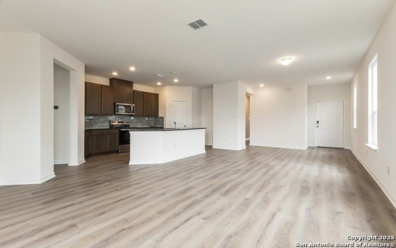 15211 PENELOPE ST, San Antonio, TX 78245, 3 Bedrooms Bedrooms, ,2 BathroomsBathrooms,Residential,For Sale,15211 PENELOPE ST,1854135