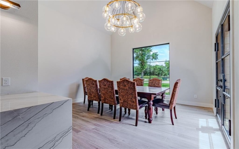 1136 Queen Elizabeth Drive, McGregor, TX 76657, 4 Habitaciones Habitaciones , ,3 BañosBaños,Residential,En Venta,1136 Queen Elizabeth Drive,227798