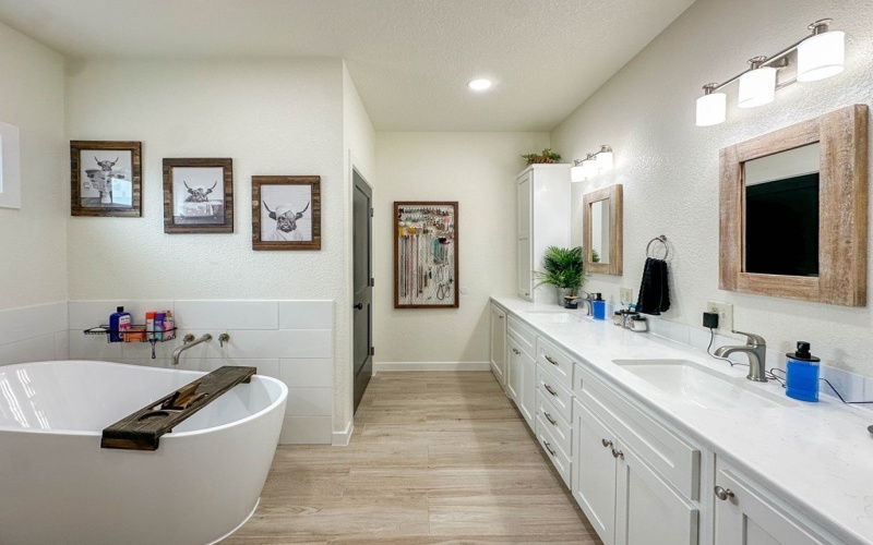 389 Private Rd 400-L, Seminole, TX 79360, 3 Habitaciones Habitaciones , ,2 BañosBaños,Residential,En Venta,389 Private Rd 400-L,160245