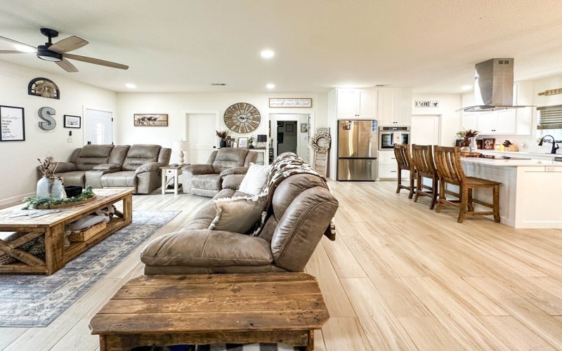 389 Private Rd 400-L, Seminole, TX 79360, 3 Habitaciones Habitaciones , ,2 BañosBaños,Residential,En Venta,389 Private Rd 400-L,160245
