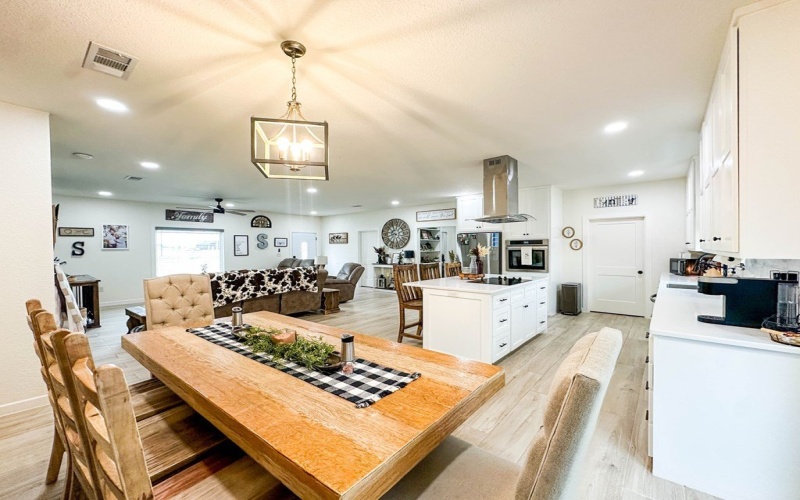 389 Private Rd 400-L, Seminole, TX 79360, 3 Habitaciones Habitaciones , ,2 BañosBaños,Residential,En Venta,389 Private Rd 400-L,160245