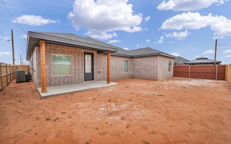 800 S Lee St, Midland, TX 79701, 4 Habitaciones Habitaciones , ,2 BañosBaños,Residential,En Venta,800 S Lee St,50081443